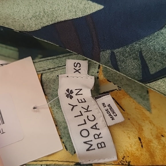 NWT Molly Bracken Wrap Style Print Dress XS - Picture 5 of 5